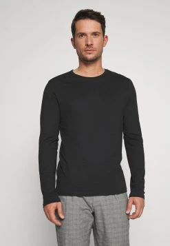 En promotion Pier One 2 PACK - T-shirt à manches longues t-shirts col rond homme -VêtementsElite Boutique 77d1f130bf974783921531825fa29315