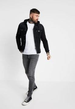 Pier One Prix Malin Jeans Skinny normale homme -VêtementsElite Boutique 7d1d4d97e7ce4c12ae3ad23ada642a2c