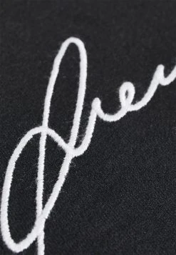 Pier One Prix Jamais Vus T-shirt imprimé t-shirts col rond homme -VêtementsElite Boutique 7dca516a6ec54070bb915f09525fea7d