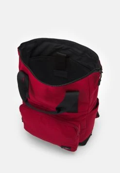 Soldes Pier One UNISEX - Sac à dos sacs compartiment pour pc portable -VêtementsElite Boutique 7e473a7e2d9941db90c5be170d11fa88