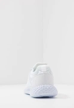 Pier One UNISEX - Baskets basses Qualité garantie 100% baskets & sneakers rond homme -VêtementsElite Boutique 7eb6c75f09a64300939cbce6bc7a697e