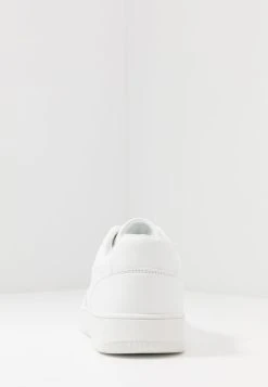 Prix Cassé Pier One Baskets basses baskets & sneakers rond homme -VêtementsElite Boutique 7fde0da0797a4179bfb357dfa30a3d3b