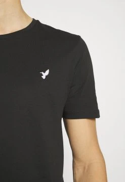 Pier One 5 PACK - T-shirt basique Qualité Garantie t-shirts col rond homme -VêtementsElite Boutique 7ff9eb908aaf4b98b2151695076bad57