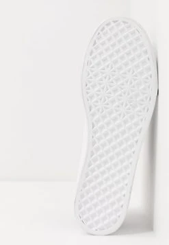 Prix Dégriffé Pier One UNISEX - Baskets basses baskets & sneakers rond 15 Prix Dégriffé Pier One UNISEX - Baskets basses baskets & sneakers rond -VêtementsElite Boutique 80ebefdac75446b0ac93aa77639e0b44