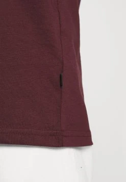 Prix Dégriffé Pier One 2 PACK - T-shirt basique t-shirts col rond homme -VêtementsElite Boutique 81ec0b34d64f43b6926a088392c56823