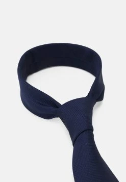 Pier One Prix Exclusifs SET - Cravate pochettes de costume floral homme -VêtementsElite Boutique 8210c71b7bfd4d5b8bbae60e17720994