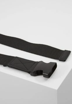 Prix Distinctifs Pier One UNISEX - Ceinture ceintures couleur unie -VêtementsElite Boutique 82a7912e2bec4c01ad5366ef85486088