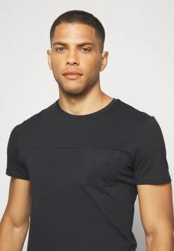 Pier One Plus Bas Prix De Vente T-shirt basique t-shirts col rond homme -VêtementsElite Boutique 8324e2a7b4414fdf92bf6ca2b87289c2