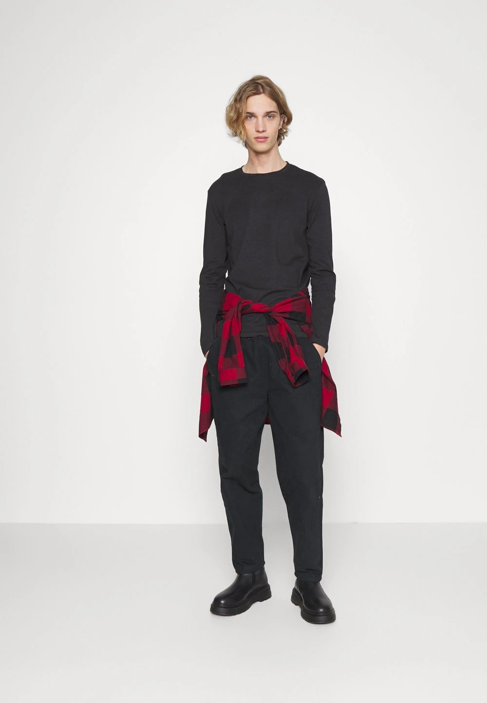 Pier One Prix Gelé 5 PACK - T-shirt à manches longues t-shirts & polos col rond homme 3 Pier One Prix Gelé 5 PACK - T-shirt à manches longues t-shirts & polos col rond homme