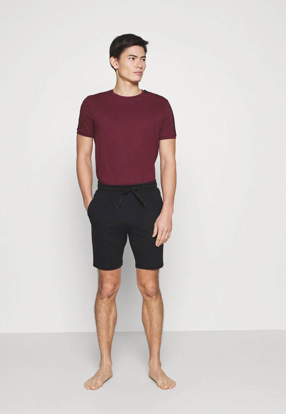 Un Tarif Préférentiel Pier One LOUNGE TEE - Haut de pyjama pyjamas col rond homme 4 Un Tarif Préférentiel Pier One LOUNGE TEE - Haut de pyjama pyjamas col rond homme – Image 2