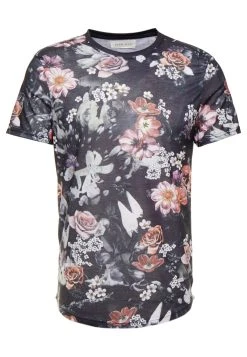 Pier One Marchandise de première qualité T-shirt imprimé t-shirts & polos col rond homme -VêtementsElite Boutique 85e51c4e257f435b9c17d4e52d496d40
