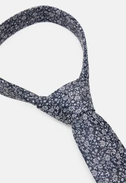 Prix Abordable Pier One SET - Cravate cravates et accessoires de costume floral homme -VêtementsElite Boutique 8640c8b0ae094b30a09f2f5be05a0764