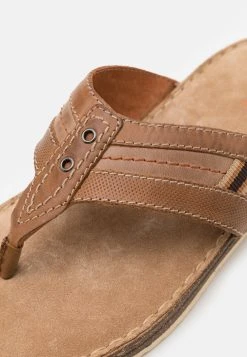 Pier One Tongs qualité absolue sandales et tongs ouvert homme 13 Pier One Tongs qualité absolue sandales et tongs ouvert homme -VêtementsElite Boutique 87dbe7a0d9f04bc28a7fa5d5b91bb61d