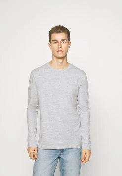 Pier One 3 PACK - T-shirt à manches longues Qualité Supérieure t-shirts col rond homme 15 Pier One 3 PACK - T-shirt à manches longues Qualité Supérieure t-shirts col rond homme -VêtementsElite Boutique 8911321ff3984ab692173f89abc6e6f1