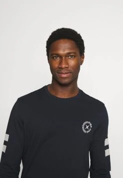 Prix Jamais Vus Pier One T-shirt à manches longues t-shirts & polos col rond homme -VêtementsElite Boutique 893a551f66584759890338769236c129