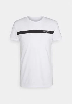 Pier One T-shirt imprimé Prix Ourlé t-shirts & polos col rond homme -VêtementsElite Boutique 8a44dfeff7a9440fbde56ff8d02e4410