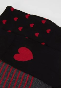 Pier One excellente qualité VALENTINES 3 PACK - Chaussettes sous-vêtements rayures homme -VêtementsElite Boutique 8be4eb730df443b4ae1e1ce208f29295