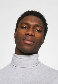 Pier One T-shirt à manches longues Un Tarif Préférentiel t-shirts & polos col roulé homme -VêtementsElite Boutique 8c84b3b393ad43e1b353ea24942d7d53