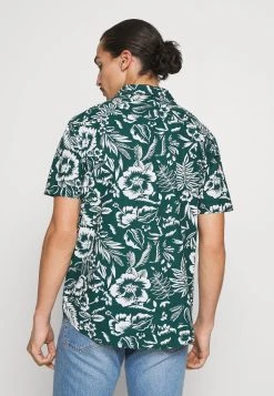 Pier One Chemise Vendre chemises col revers homme 13 Pier One Chemise Vendre chemises col revers homme -VêtementsElite Boutique 8dcf1f87317f4115a613437476e1f0c5