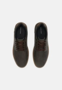 Prix Imbattable Pier One Baskets basses sneakers rond homme -VêtementsElite Boutique 8e2f0afa75744326978eec752fde6e84