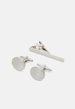 Pier One SET - Cravate Prix Avantageux cravates et nœuds papillon couleur unie homme 10 Pier One SET - Cravate Prix Avantageux cravates et nœuds papillon couleur unie homme -VêtementsElite Boutique 8e80093425be47b39f0efda8052352a8