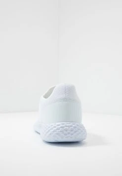 Pier One UNISEX - Baskets basses Prix Refroidis sneakers rond homme 12 Pier One UNISEX - Baskets basses Prix Refroidis sneakers rond homme -VêtementsElite Boutique 8fe493bf46434919ad52f3f2b166664b