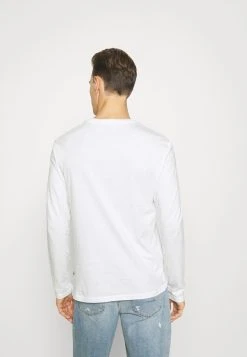 Pier One 3 PACK - T-shirt à manches longues Qualité Supérieure t-shirts col rond homme 14 Pier One 3 PACK - T-shirt à manches longues Qualité Supérieure t-shirts col rond homme -VêtementsElite Boutique 9166196419124bc6a4adaa4cb4e9ad89