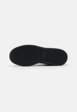 Première Qualité Pier One LEATHER - Baskets montantes baskets & sneakers rond homme -VêtementsElite Boutique 93f12ee36a88468694006a5a0ac2852b