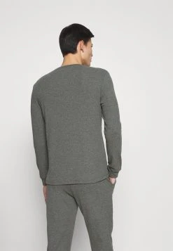 Prix Gelé Pier One LOUNGE HENLEY TOP - Haut de pyjama pyjamas col tunisien homme -VêtementsElite Boutique 9452b7b1596a42fb96eaa326e4f006be
