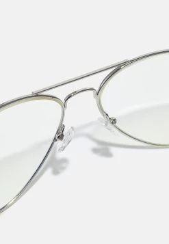 Pier One Réduction UNISEX - Lunettes anti-lumière bleue plus d'accessoires couleur unie -VêtementsElite Boutique 95da760c308343a2aaf021cda7bd95d2
