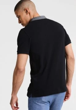 Pier One Se Vend Bas Prix Polo t-shirts col à boutons homme -VêtementsElite Boutique 9609f263966e4f46b41b859794e6e991