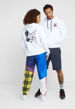 Pier One UNISEX - Sweat à capuche Prix Exclusifs sweats & hoodies -VêtementsElite Boutique 96298a49dae14877b85e9456e335fd76