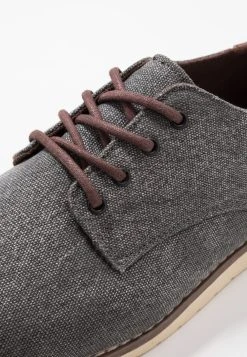 Pier One Chaussures à lacets Prix Compétitif derbies et richelieus rond homme 13 Pier One Chaussures à lacets Prix Compétitif derbies et richelieus rond homme -VêtementsElite Boutique 96aed770bfd645eeb8f291fdf8bcd01e