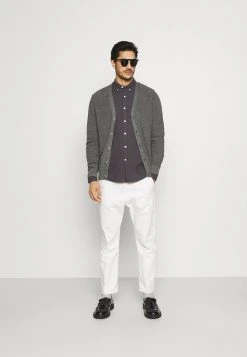 Pier One Authentique 100% Gilet pulls et gilets col en v profond homme -VêtementsElite Boutique 9772e36741ff415fa2481329a25ed99d