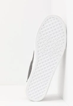 Pier One UNISEX - Mocassins 50% Off De Vente mocassins et loafers rond 13 Pier One UNISEX - Mocassins 50% Off De Vente mocassins et loafers rond -VêtementsElite Boutique 9b5378cfbd3a4d99a028b55065553574