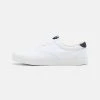 Pier One Prix Légers UNISEX - Baskets basses sneakers rond 1 Pier One Prix Légers UNISEX - Baskets basses sneakers rond -VêtementsElite Boutique 9b860452e9ad430c93488835ae1063d3