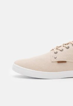 Qualité garantie 100% Pier One Baskets basses baskets & sneakers rond unisex -VêtementsElite Boutique 9d3528b275cd480588c33304a29ee9aa