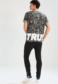 Pier One BIKER JOGGER - Pantalon de survêtement Prix Distinctifs pantalons haute homme 10 Pier One BIKER JOGGER - Pantalon de survêtement Prix Distinctifs pantalons haute homme -VêtementsElite Boutique 9e1fd48a4e81410d808b9d9d17a80062