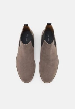 Pier One Un Tarif Préférentiel Bottines bottes rond homme 11 Pier One Un Tarif Préférentiel Bottines bottes rond homme -VêtementsElite Boutique 9ee5ade85e9f483caddd778675bb0b15