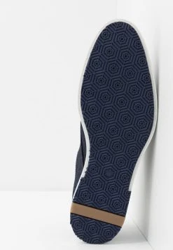 Pier One Chaussures à lacets Qualité Fiable derbies et richelieus rond homme -VêtementsElite Boutique 9f1b32999542486dacfff9579b4db7e0