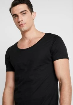 Pier One Prix Préférentiel T-shirt basique t-shirts encolure large ronde homme -VêtementsElite Boutique 9f509f254df448bbafd289865720f0e8