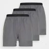 Pier One 3 PACK - Caleçon Meilleure qualité sous-vêtements normale homme 1 Pier One 3 PACK - Caleçon Meilleure qualité sous-vêtements normale homme -VêtementsElite Boutique 9f6b1c8f48784818a9dc14ed507662b0