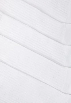 Pier One 5 PACK - Chaussettes Prix Favorable sous-vêtements & chaussettes couleur unie homme -VêtementsElite Boutique a0143f692a984e3cb6a18f509c5b76fd