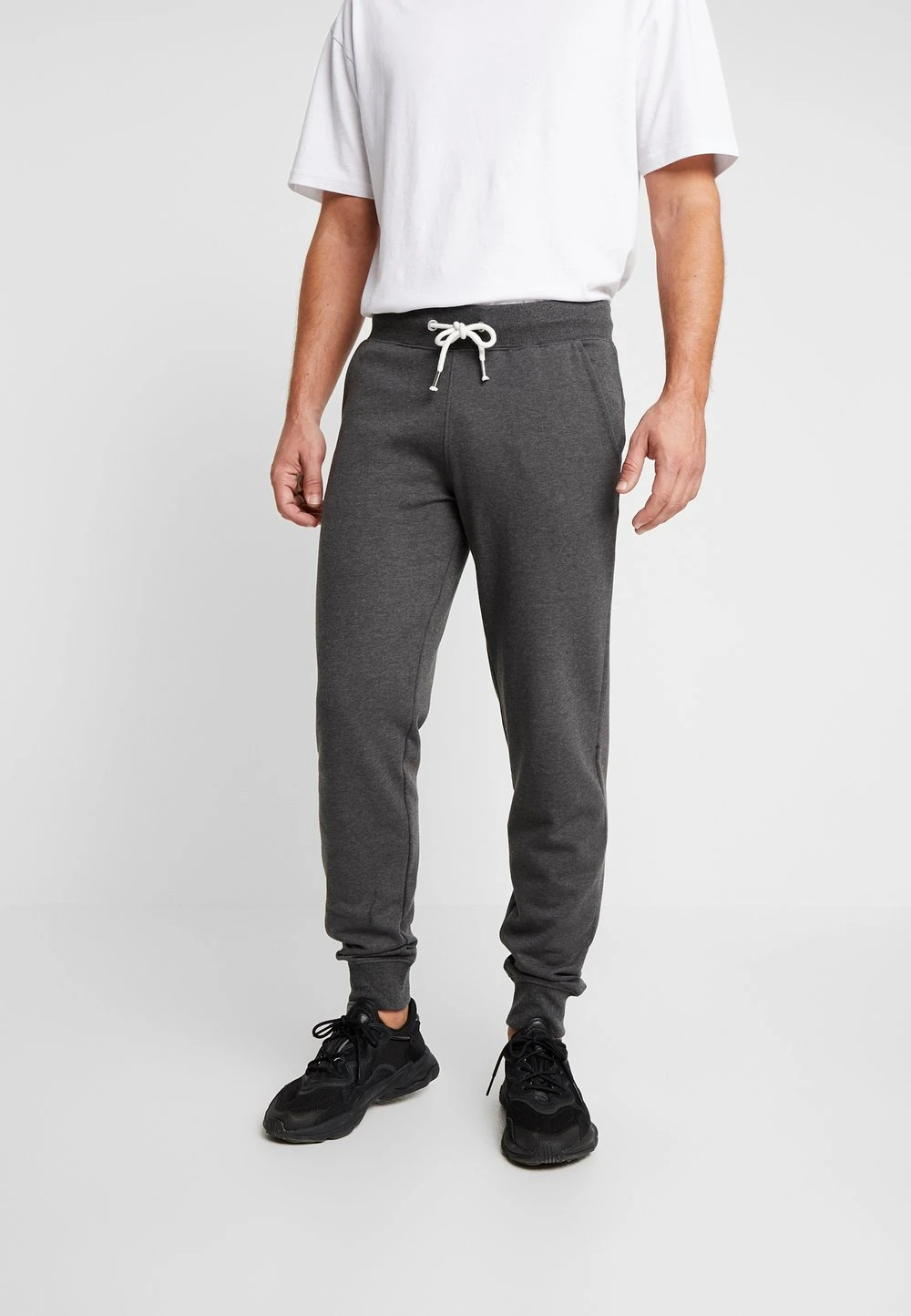 Excellente qualité Pier One Pantalon de survêtement pantalons haute homme 3 Excellente qualité Pier One Pantalon de survêtement pantalons haute homme