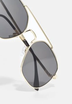 Pier One Lunettes de soleil Prix Jamais Vus aviateur homme -VêtementsElite Boutique a0b3ff426597417b866c3f20733724fa