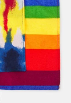 Pier One PRIDE BANDANAS UNISEX 2 PACK - Foulard Garantie De Qualité 100% foulards et écharpes multicolore -VêtementsElite Boutique a106ce609930467591564c456bc55123