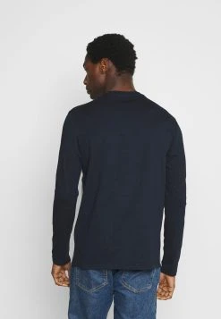 Pier One T-shirt à manches longues Produit de première qualité t-shirts col rond homme -VêtementsElite Boutique a1335ae88c394f9aa0b67caf53800d34