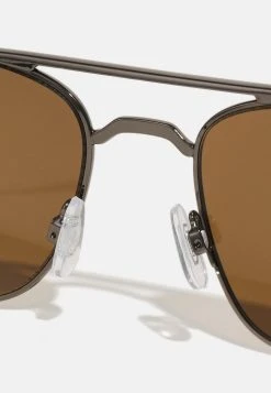 Pier One Prix Refroidis Lunettes de soleil aviateur homme 8 Pier One Prix Refroidis Lunettes de soleil aviateur homme -VêtementsElite Boutique a3221bfe68f145a28de089d3b795d2a8