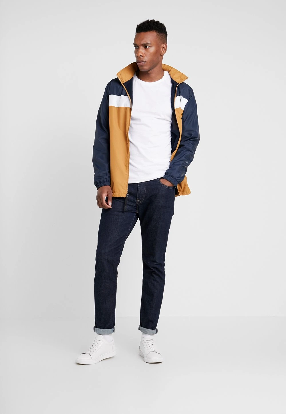 Pier One T-shirt à manches longues Vendre t-shirts col rond homme 4 Pier One T-shirt à manches longues Vendre t-shirts col rond homme – Image 2