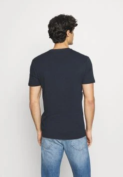 Pier One Assurance De l’Authenticité T-shirt imprimé t-shirts col rond homme -VêtementsElite Boutique a526c0335e7f403cb83d31f7fbaa4252